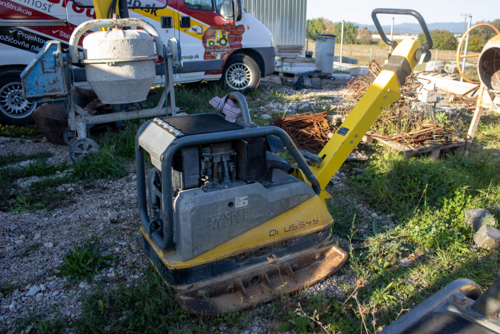 Wacker Neuson Neuson vibračná doska DPU5545