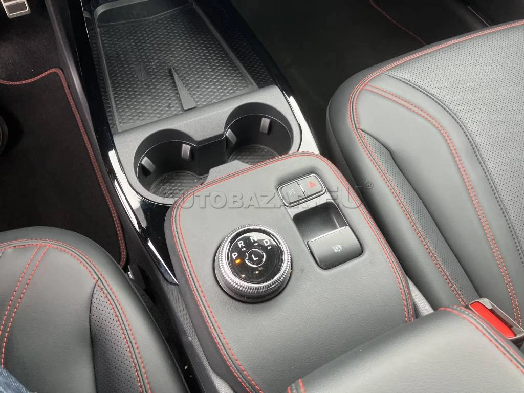Ford Mustang Mach-E 2024 na predaj – fotografia 24