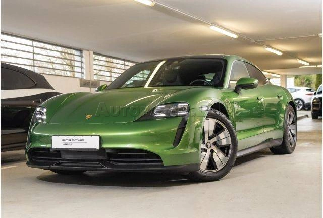 Porsche Taycan 4S