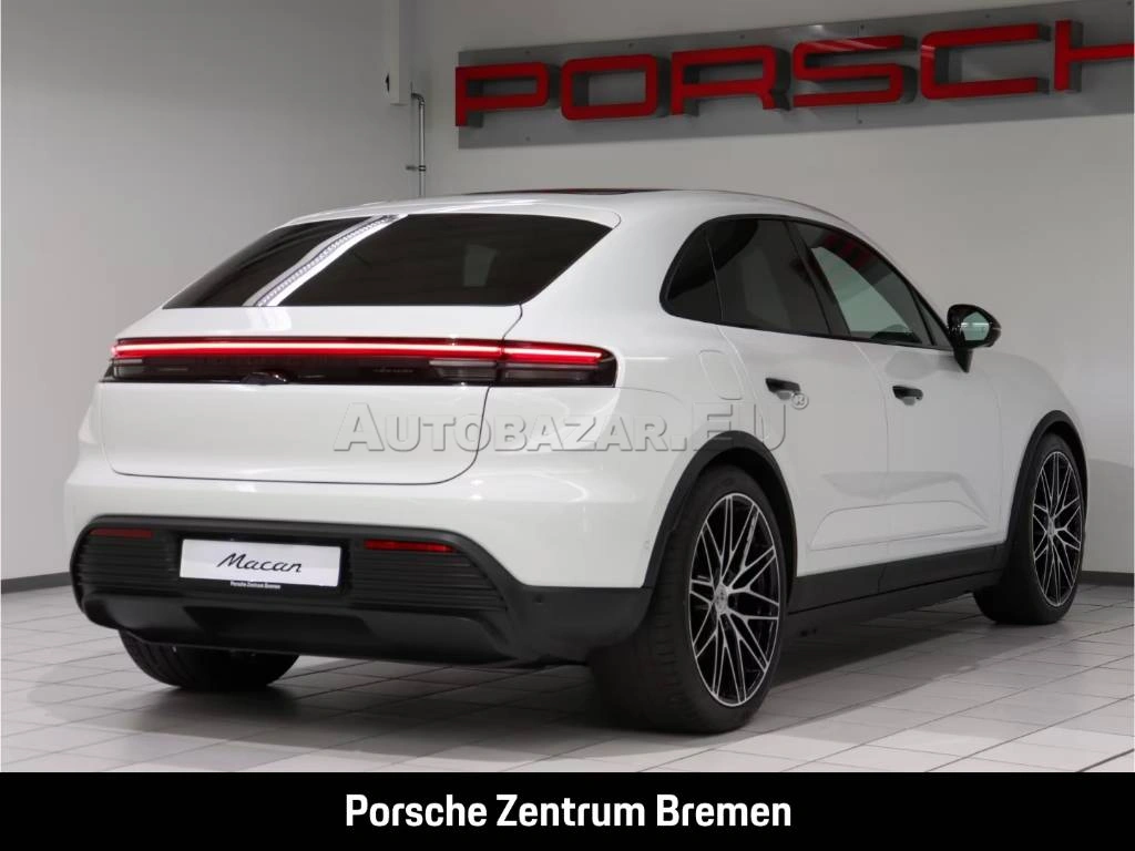 Porsche Macan 4