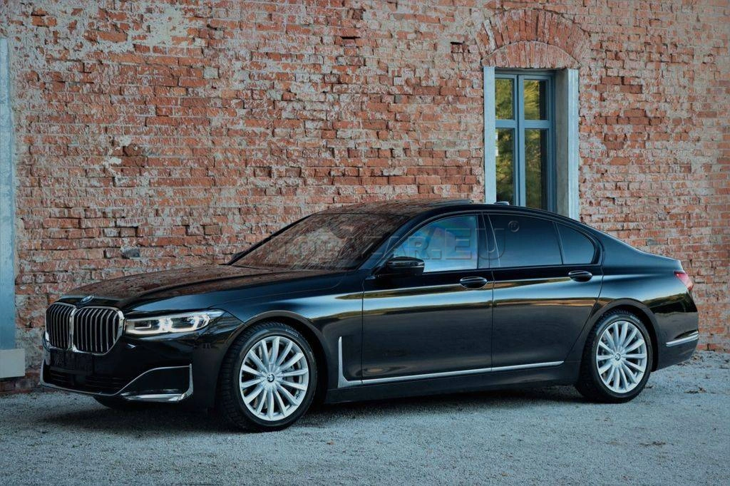BMW Rad 7 750i xDrive A/T