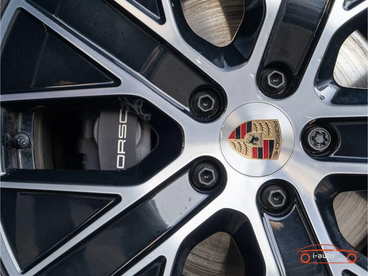 Porsche Taycan 2025 na predaj – fotografia 21