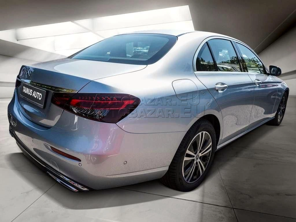 Mercedes E trieda 220 d A/T