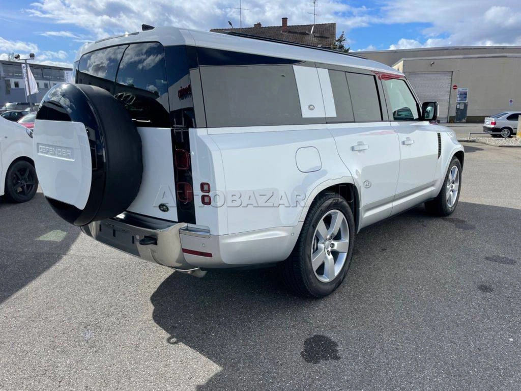 Land Rover Defender 130 3.0 I6 P400 MHEV First Edition A/T AWD 8 miest