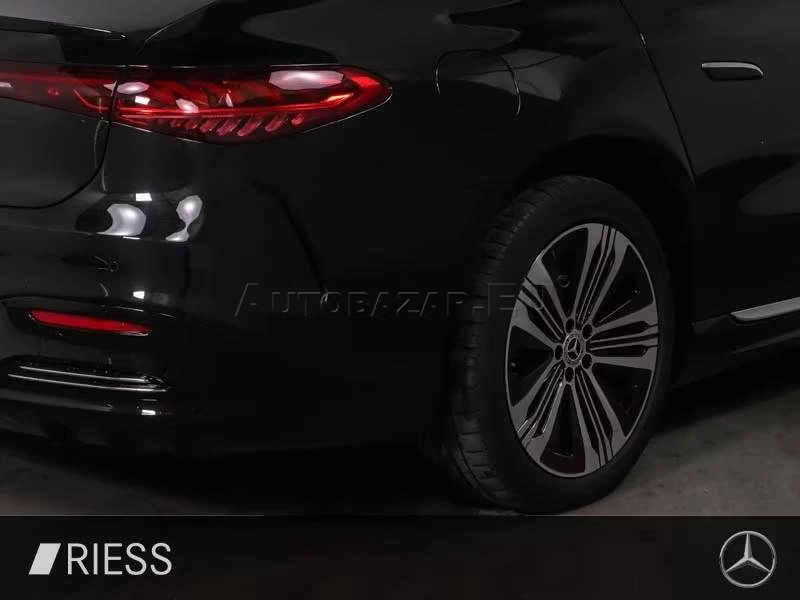 Mercedes-Benz EQS SUV 450+