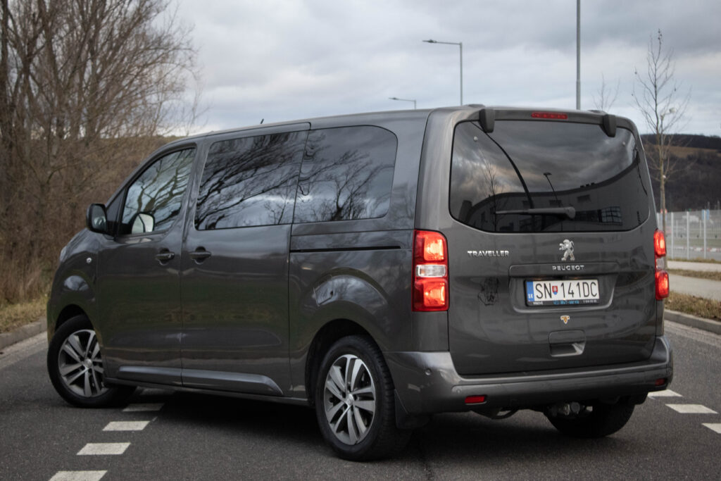 Peugeot Traveller