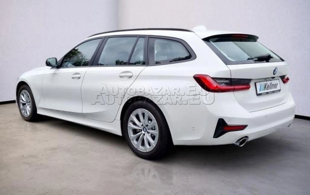 BMW rad 3 Touring 330i Touring xDrive A/T