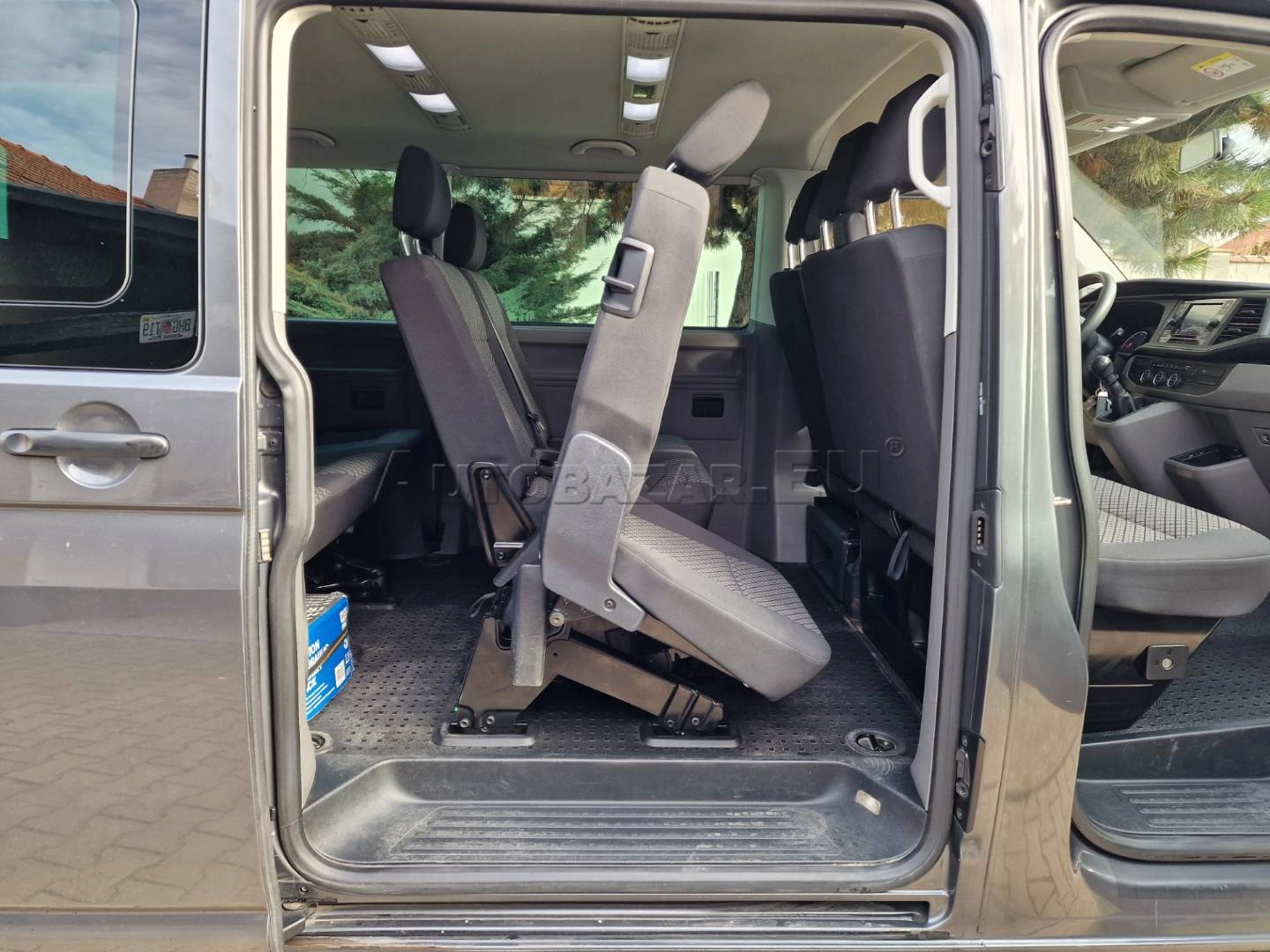 Volkswagen T6 Caravelle 2.0 TDI LR Comfortline