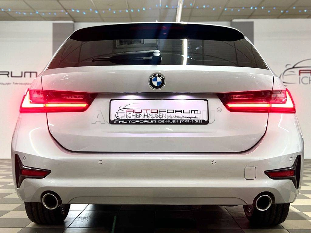 BMW Rad 3 Touring 320d mHEV  A/T