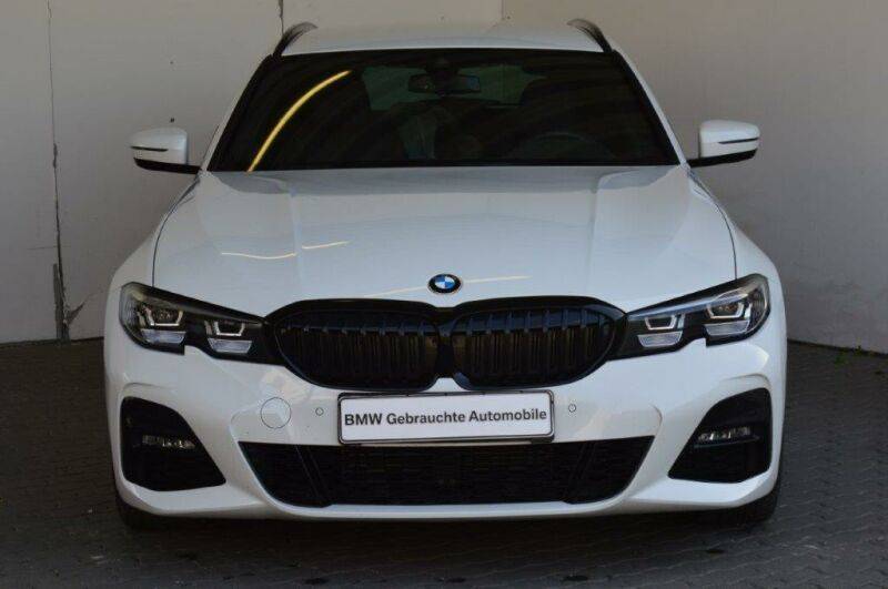BMW Rad 3 Touring 320i  A/T