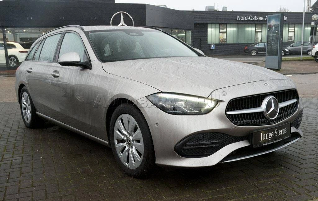 Mercedes-Benz C trieda Kombi 220 d mHEV A/T