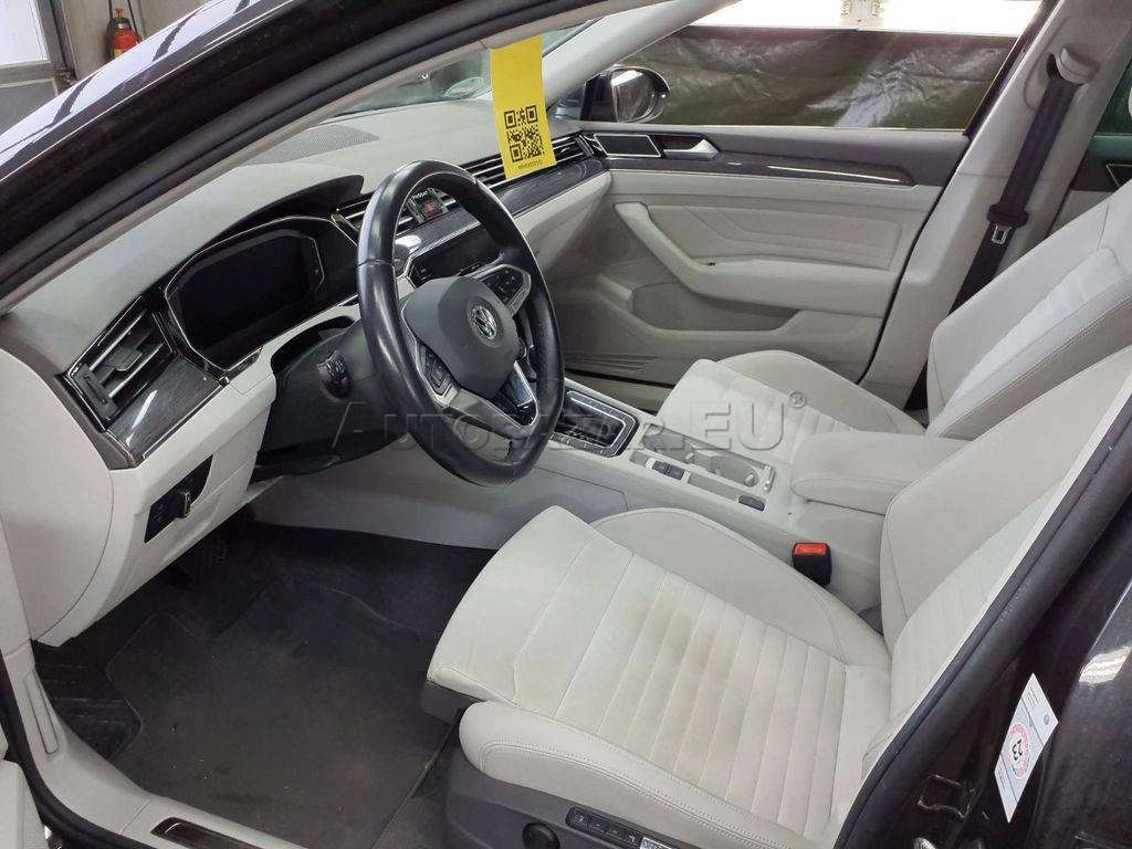 Volkswagen Passat 2.0 TDI Elegance DSG