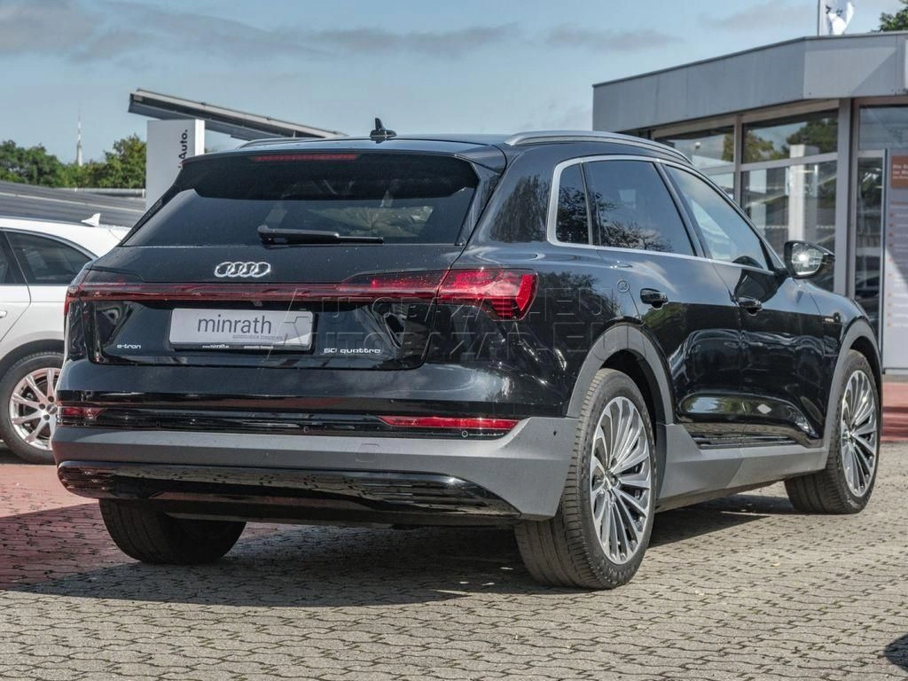 Audi e-tron 50 quattro Basis