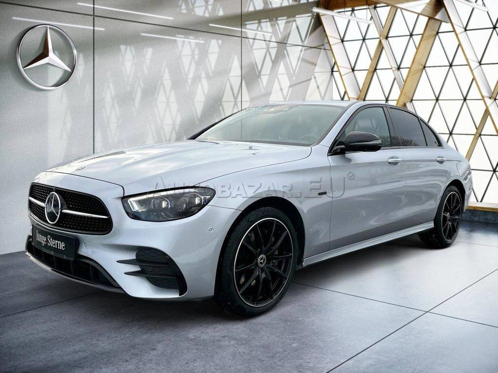 Mercedes-Benz E trieda Sedan 300 d mHEV 4MATIC A/T
