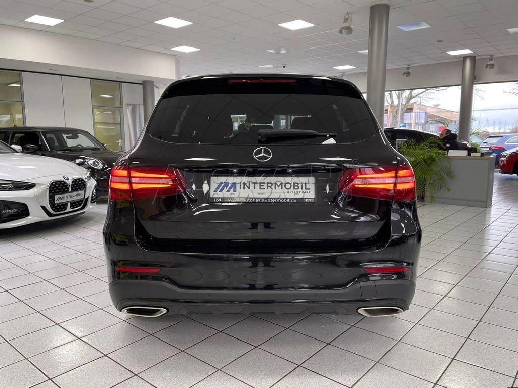 Mercedes GLC 300 4MATIC A/T