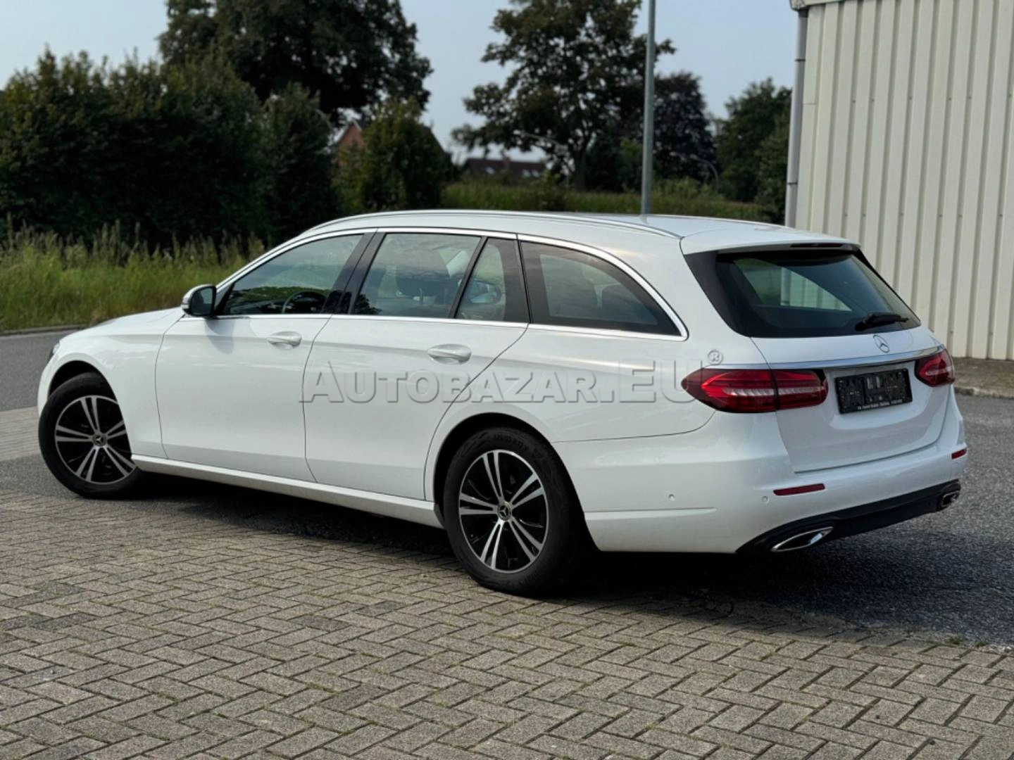 Mercedes-Benz E trieda Kombi 200 4MATIC A/T