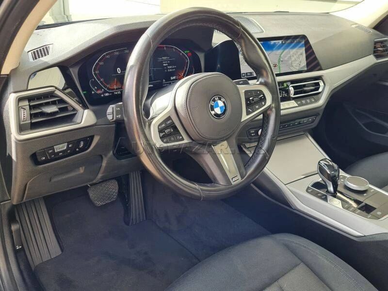 BMW Rad 3 320i A/T