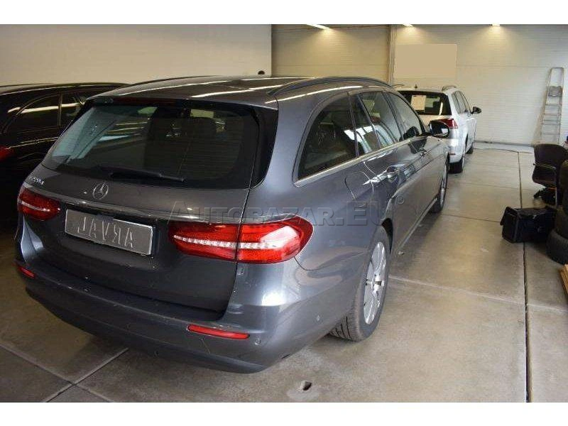 Mercedes-Benz E trieda Kombi 220 d A/T