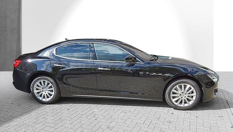 Maserati Ghibli A/T