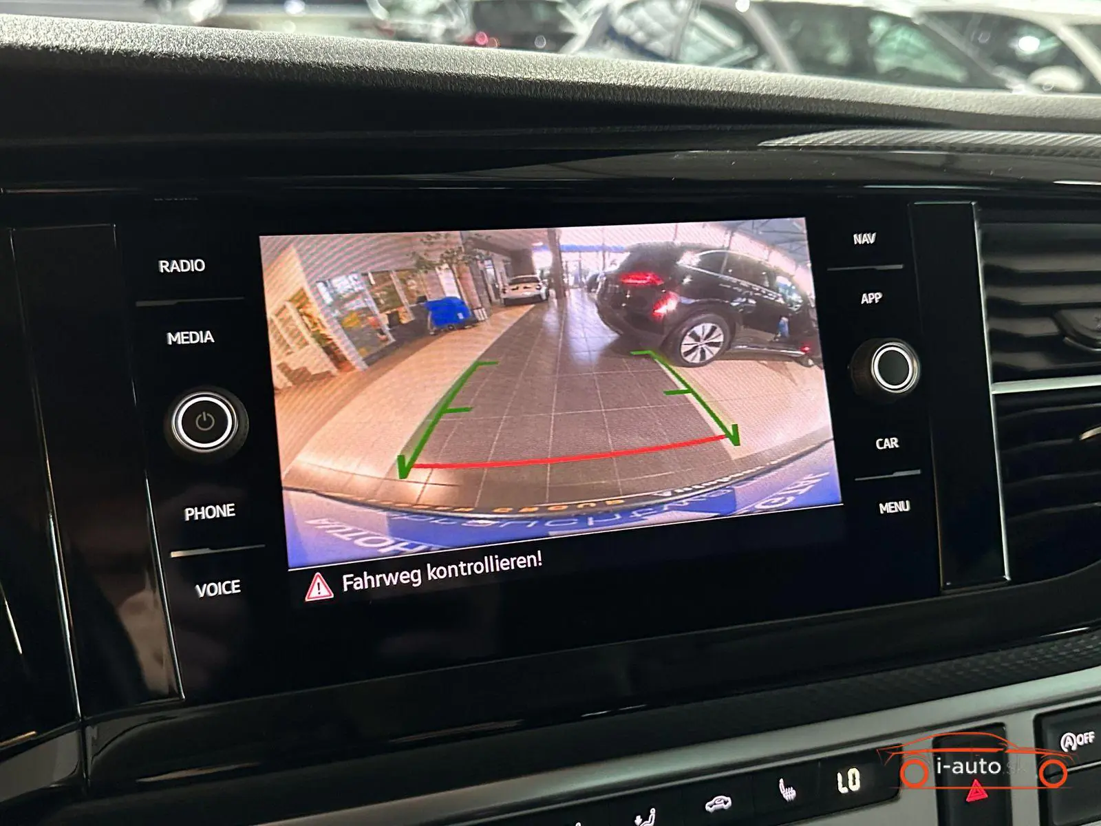 Volkswagen T6 Caravelle 2022 na predaj – fotografia 20