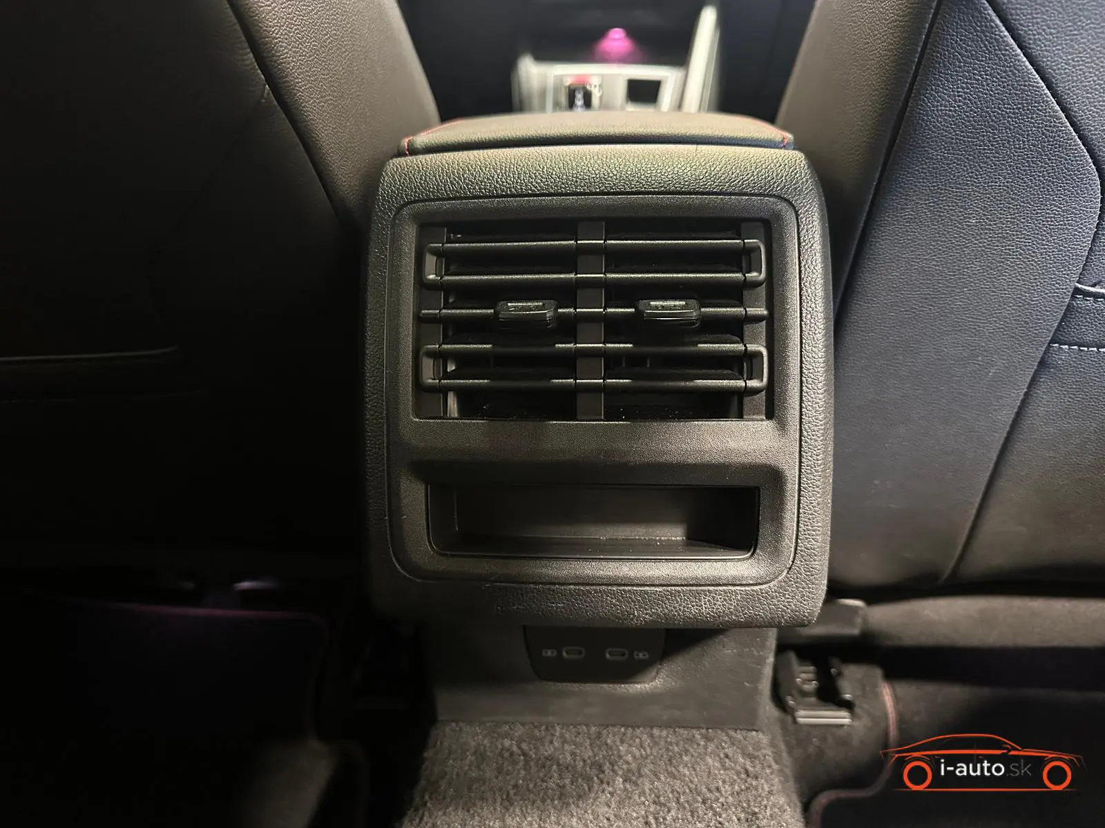 Volkswagen Golf 2021 na predaj – fotografia 27