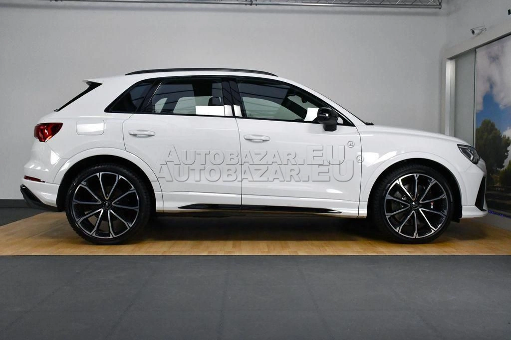 Audi RSQ3 2.5 TFSI quattro S tronic