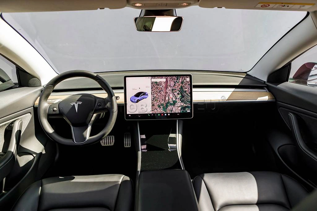 Tesla Model 3 2020 na predaj – fotografia 33