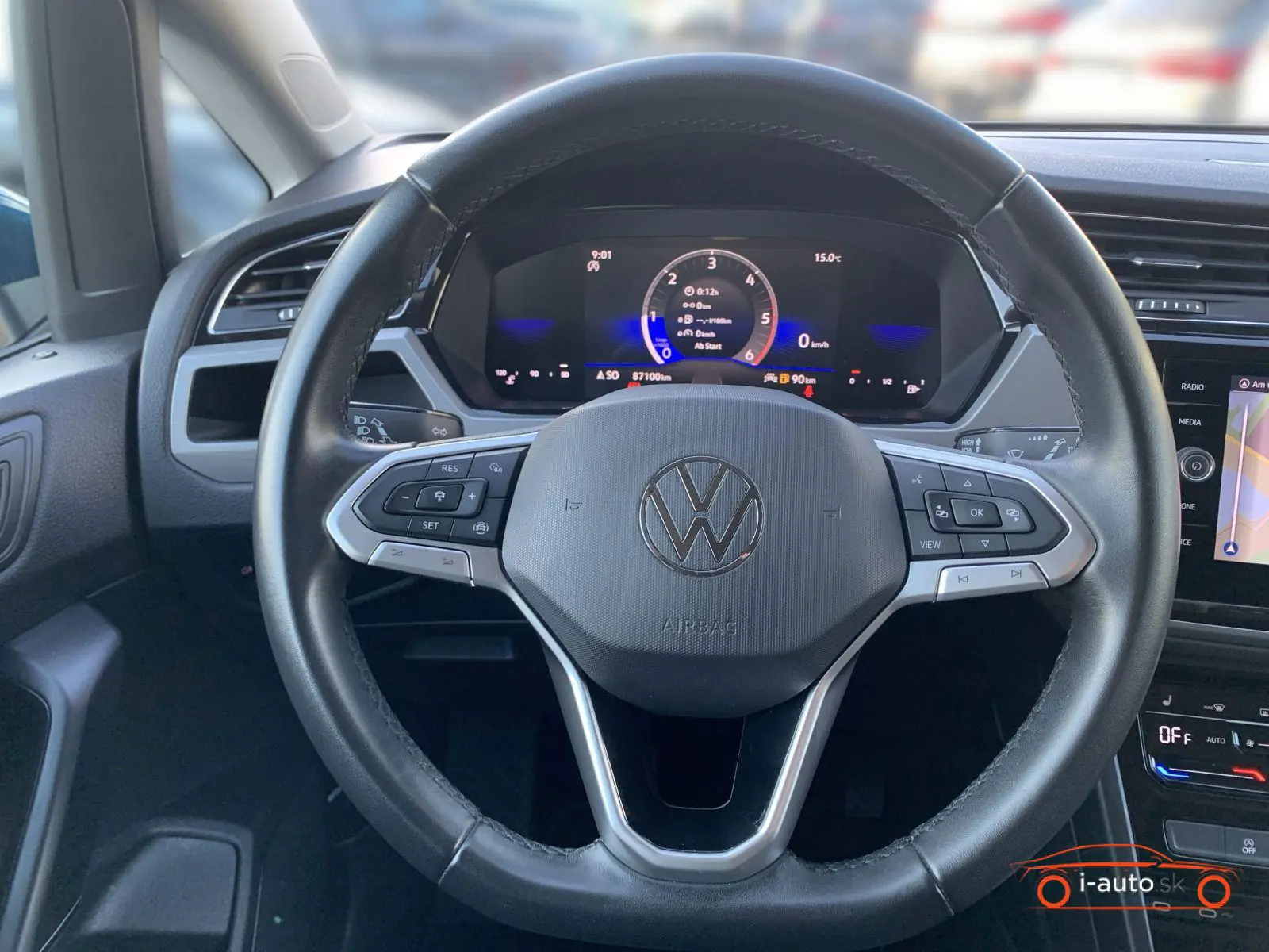 Volkswagen Touran 2023 na predaj – fotografia 11