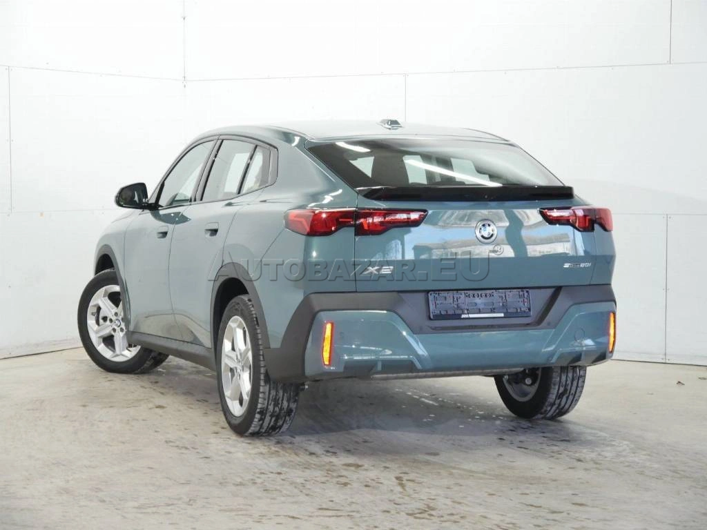 BMW X2 sDrive20i mHEV A/T