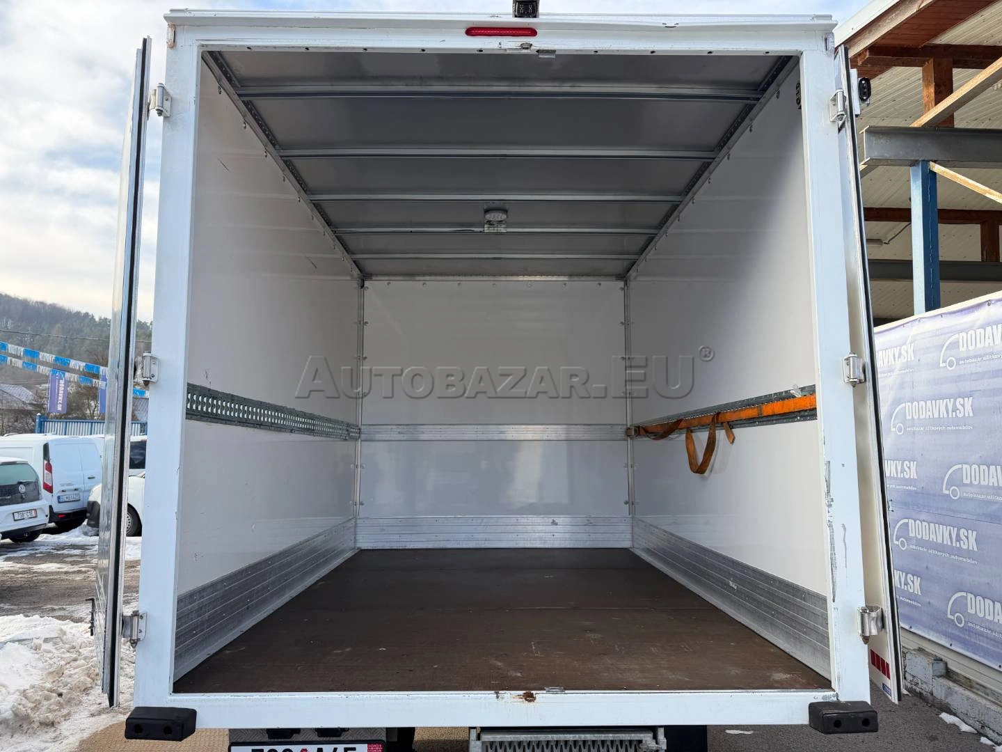 Iveco Daily 3,0 35-CNG 2022 na predaj – fotografia 17