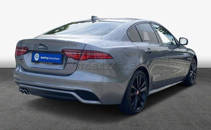 Jaguar XE 2.0D I4 D200 R-Dynamic Black AWD A/T