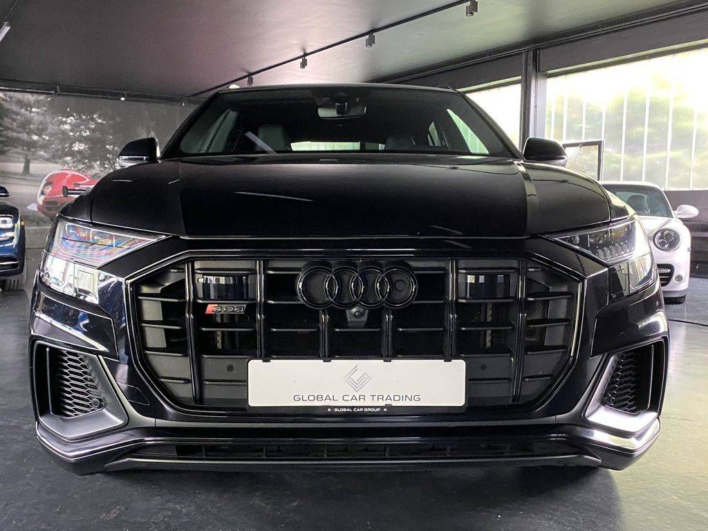 Audi Q8 SQ8 TFSI mHEV quattro tiptronic