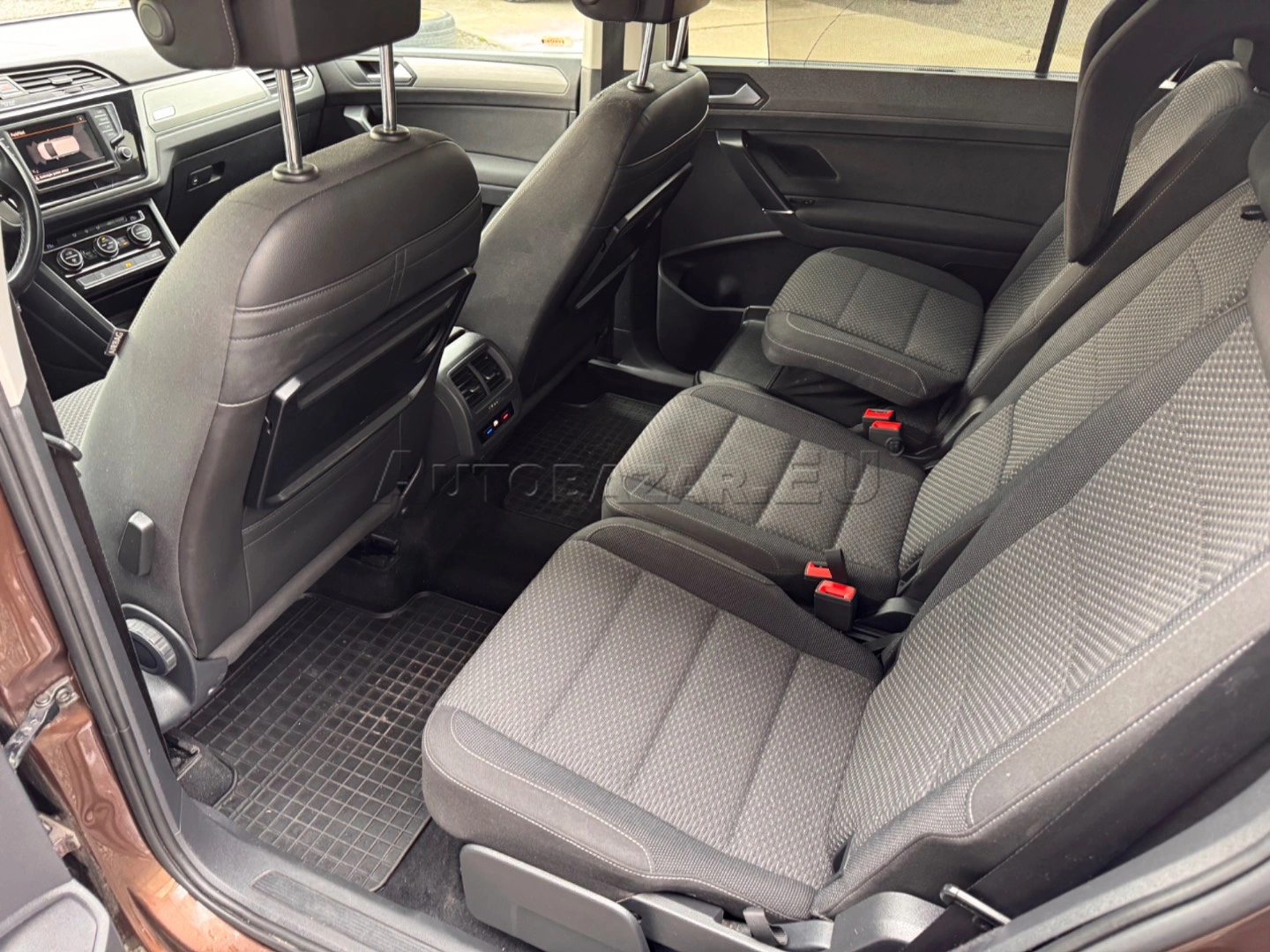 Volkswagen Touran 2015 na predaj – fotografia 20