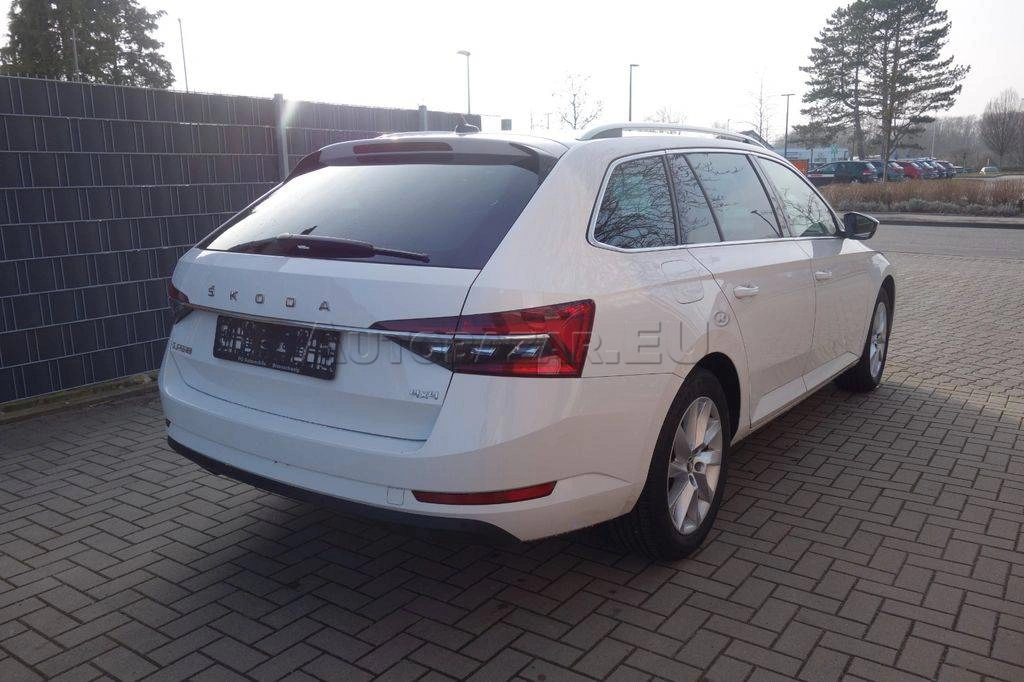 Škoda Superb Combi 2.0 TDI SCR Style 4x4 DSG