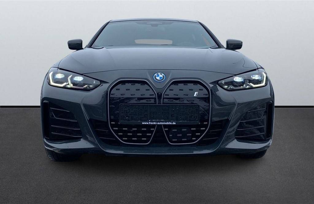 BMW i4 eDrive40