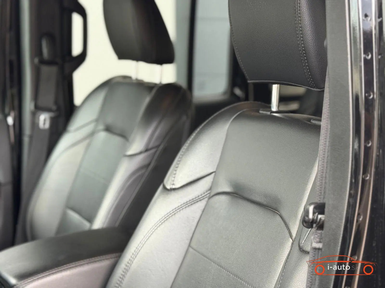 Jeep Wrangler 2020 na predaj – fotografia 13