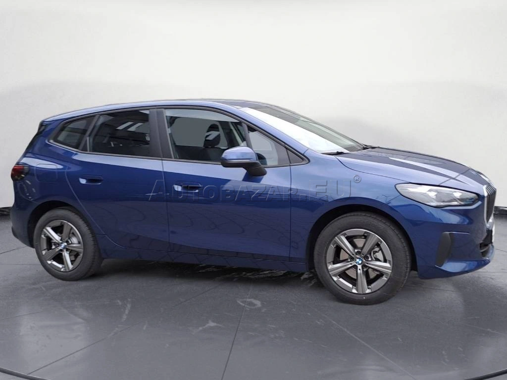 BMW Rad 2 Active Tourer 220   220i  A/T