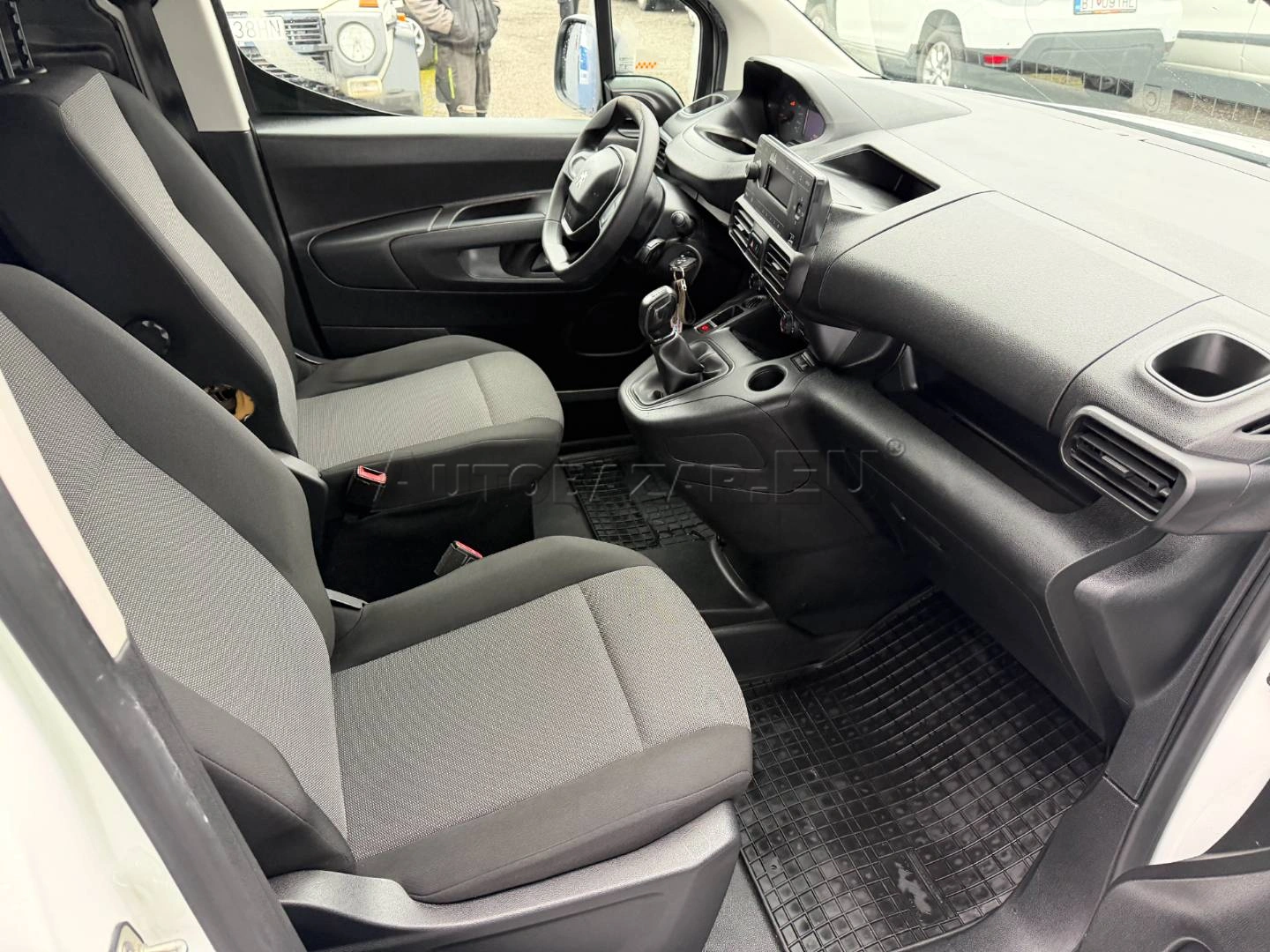 Peugeot Partner 2019 na predaj – fotografia 26