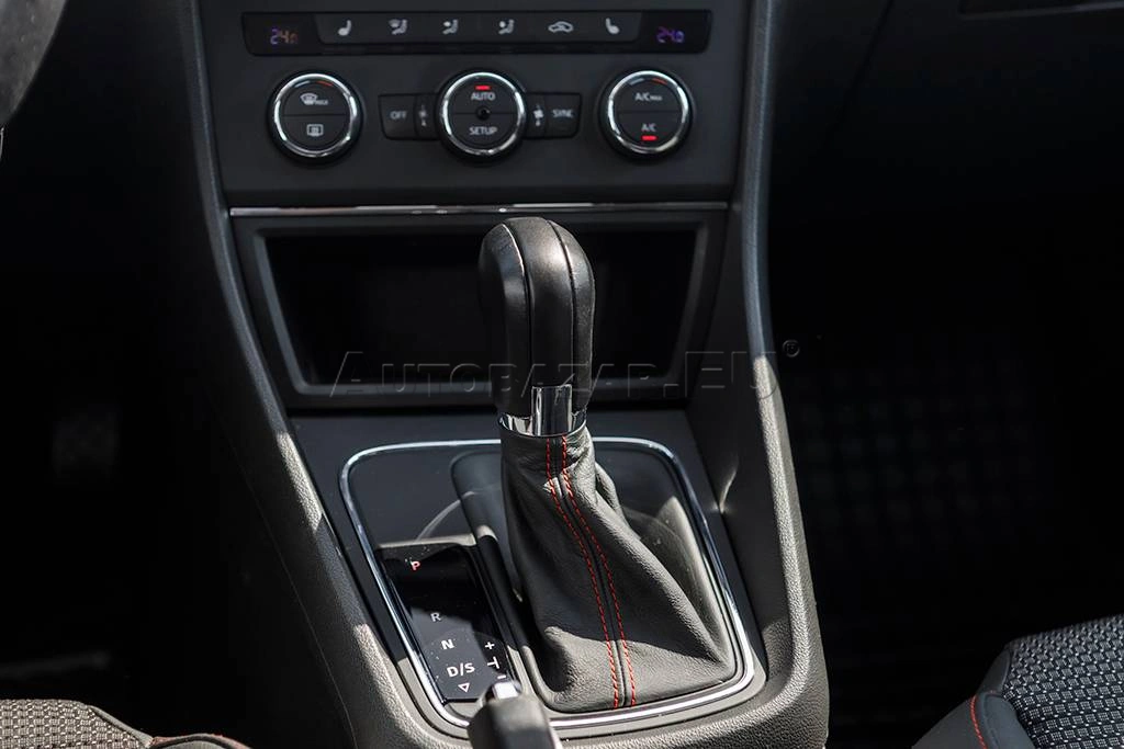 SEAT Leon 2014 na predaj – fotografia 36