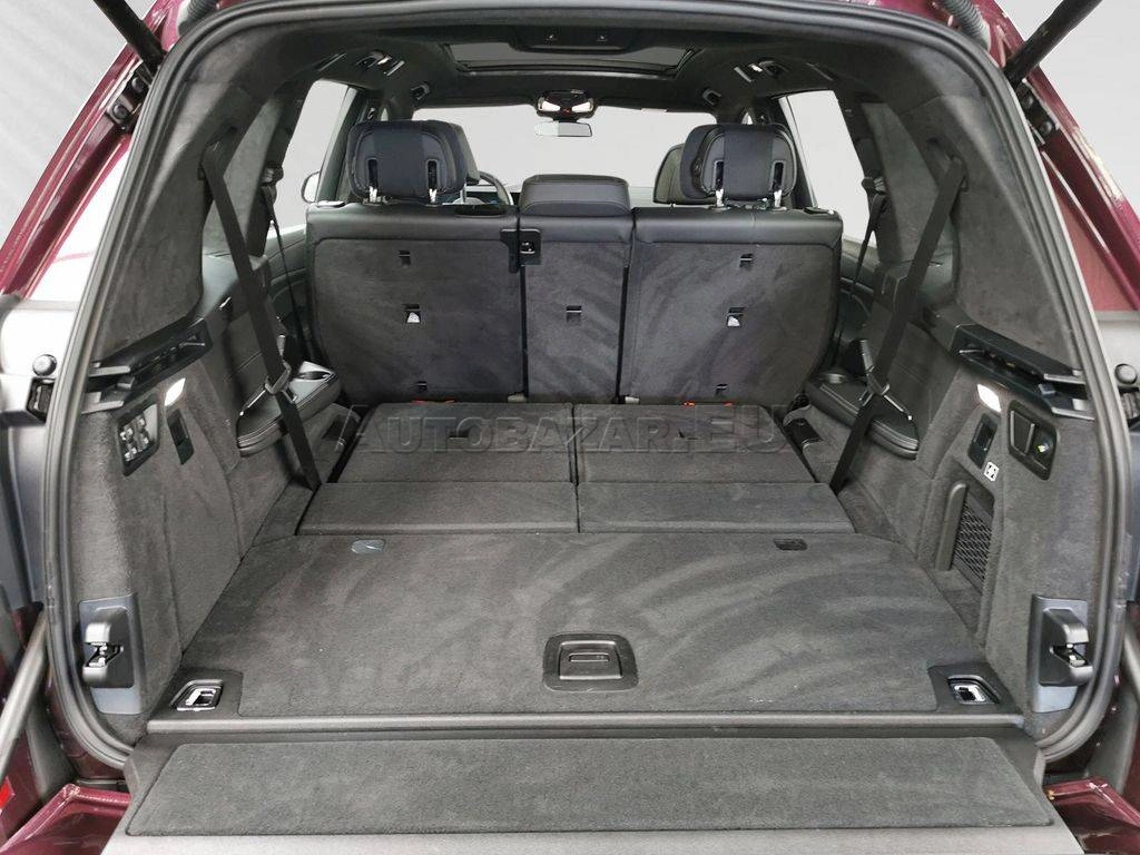 BMW X7 xDrive M60i mHEV A/T