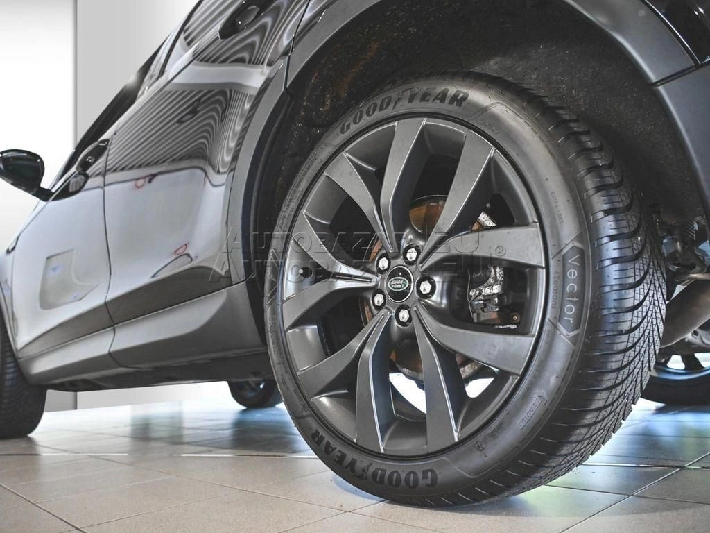 Land Rover Discovery Sport D180 SE AWD A/T