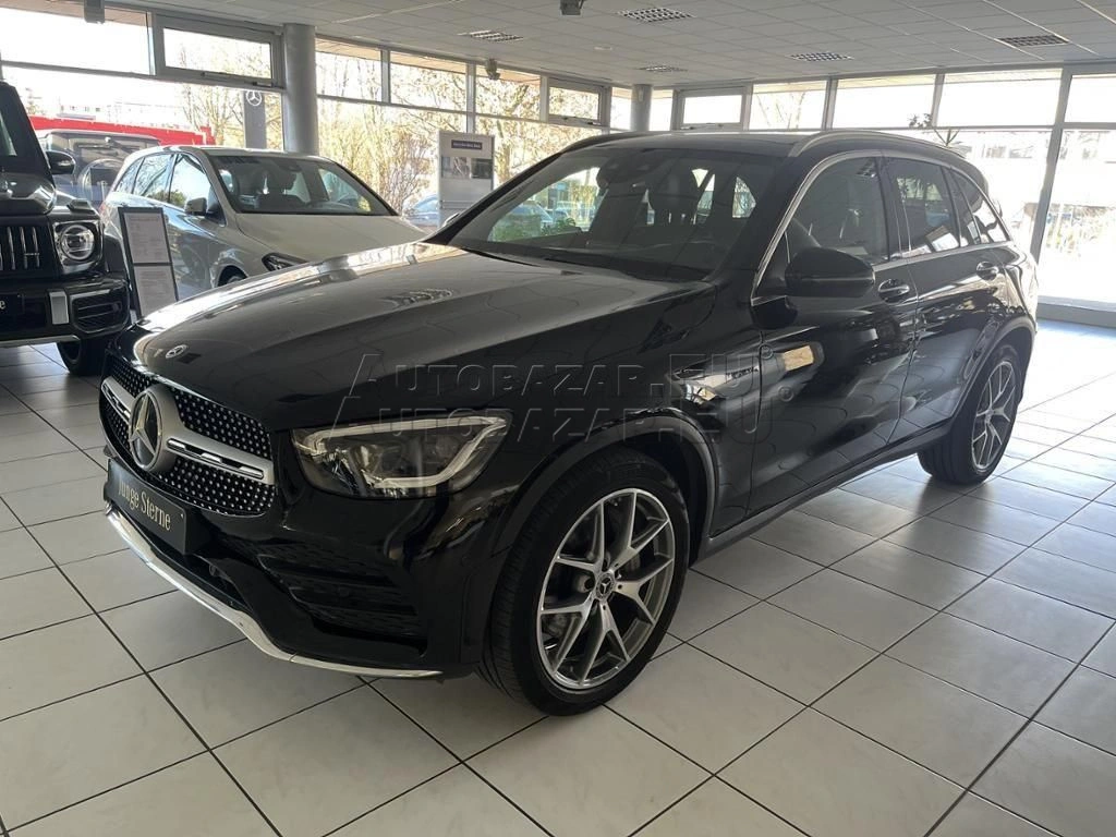 Mercedes GLC 300 4MATIC A/T