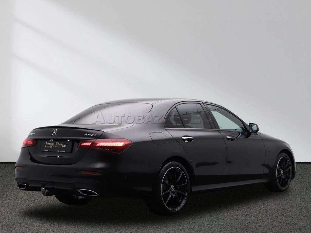 Mercedes-Benz E trieda Sedan 300 d mHEV 4MATIC A/T