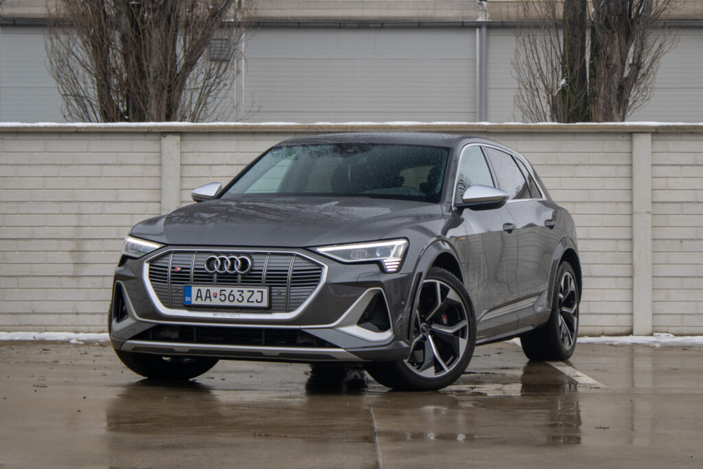 Audi e-tron