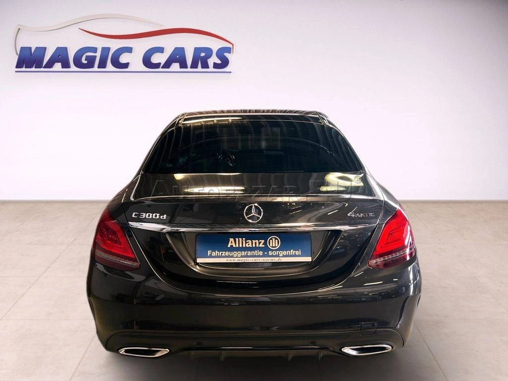 Mercedes-Benz C trieda Sedan 300 d 4MATIC A/T