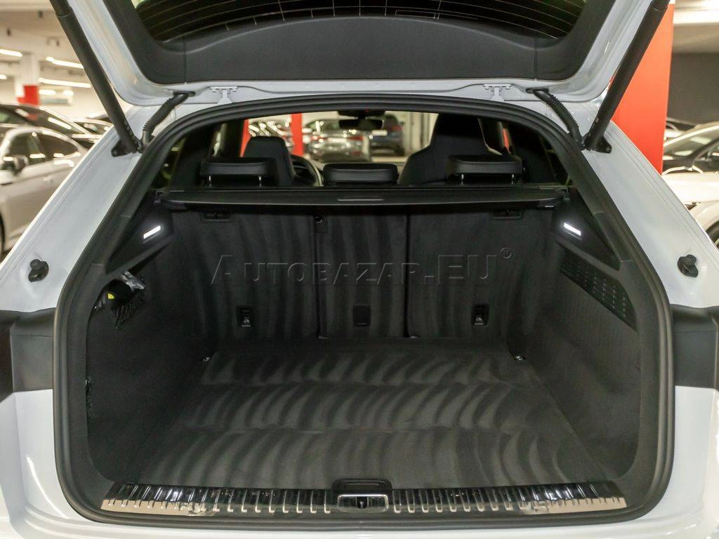 Audi Q8 SQ8 TFSI mHEV quattro tiptronic