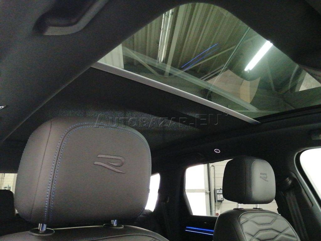 Volkswagen Touareg R 3.0TSI 4M