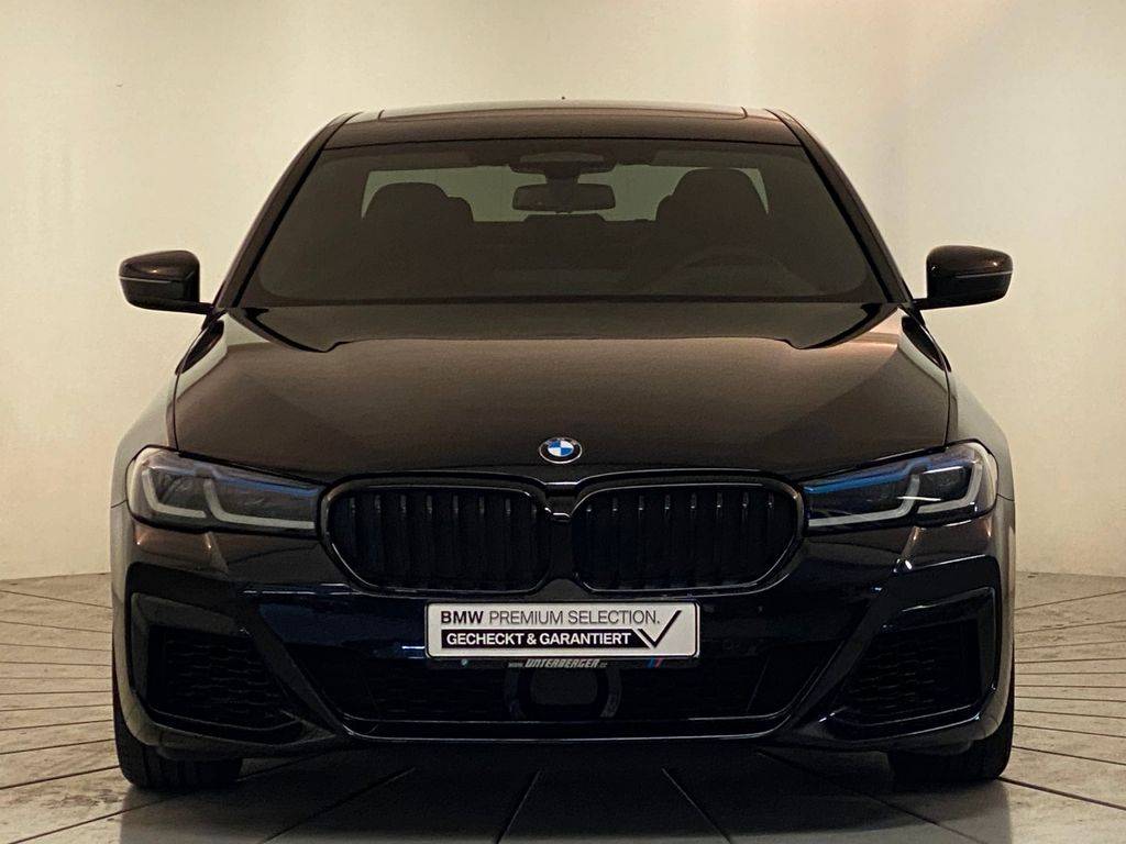 BMW M550i xDrive A/T