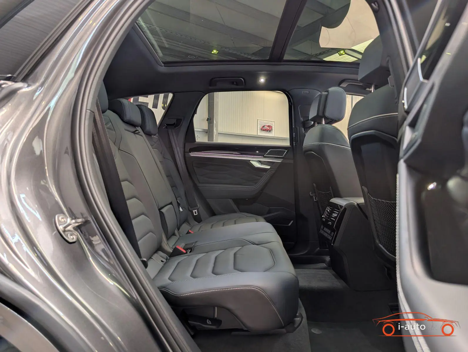 Volkswagen Touareg 2025 na predaj – fotografia 19