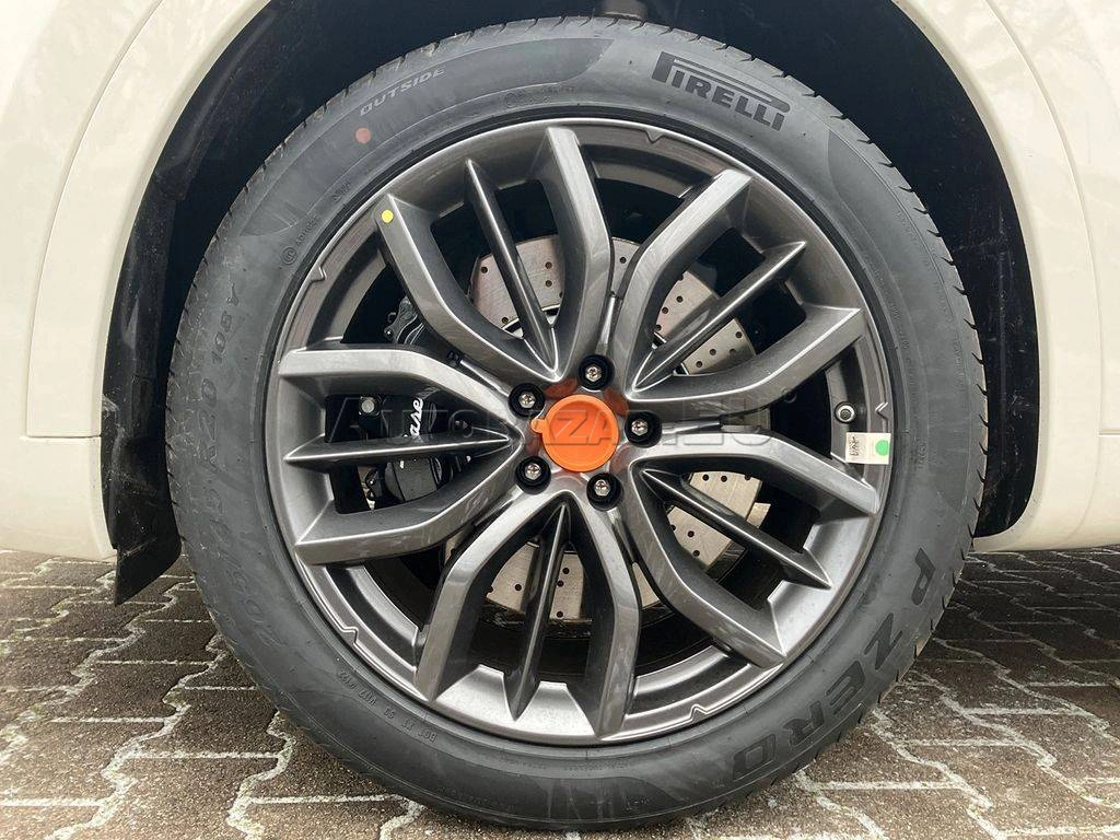 Maserati Levante MHEV GT A/T